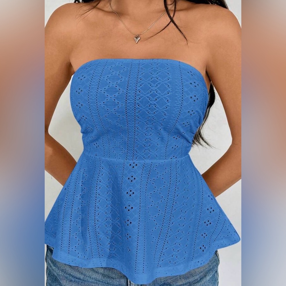 Strapless Eyelet Peplum Camisole - Blue